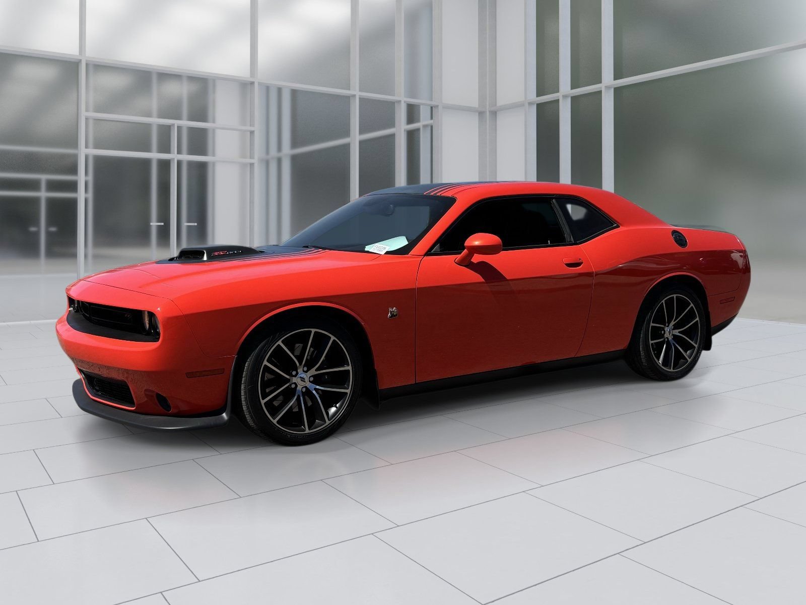 Used 2018 Dodge Challenger R/T Scat Pack RWD image 2