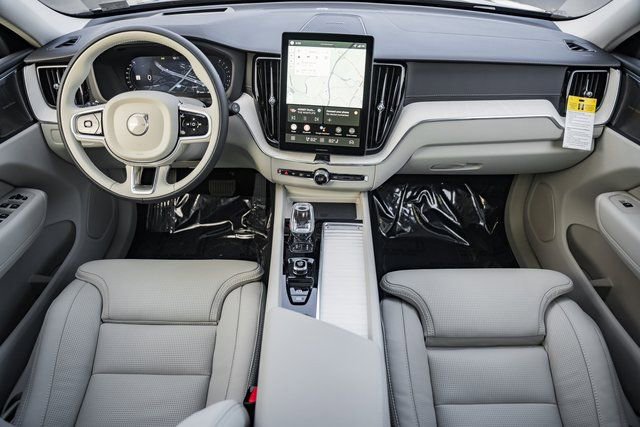 New 2026 Volvo XC60 B5 Ultra w/ Protection Package Premier image 20