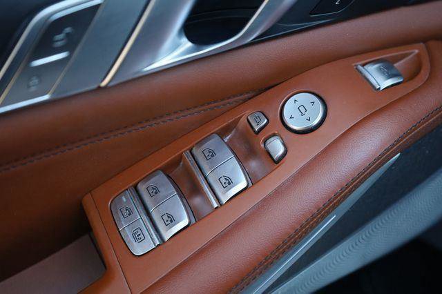 Used 2021 BMW ALPINA XB7 AWD/4WD image 39