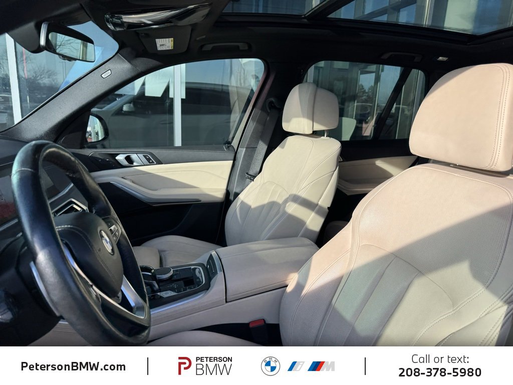 Used 2022 BMW X5 xDrive40i w/ Luxury Seating Package image 17