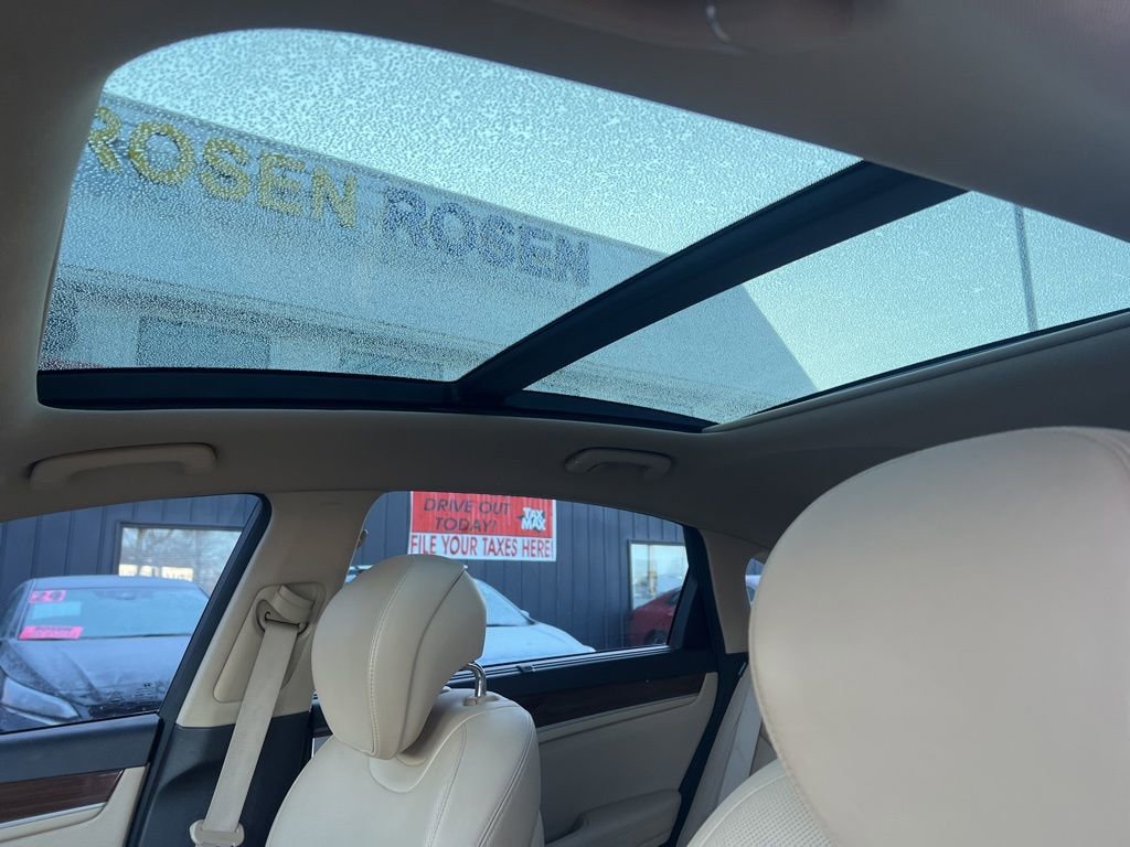 Used 2016 Hyundai Genesis 3.8 w/ Option Group 02 image 4