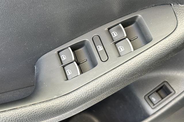 Used 2017 Volkswagen Jetta SEL FWD image 11