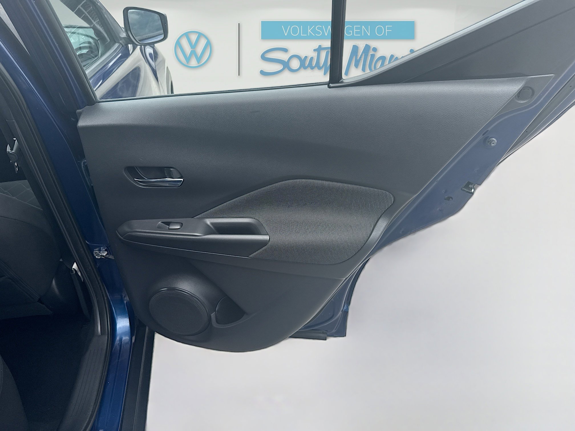 Used 2019 Nissan Kicks SR FWD image 29