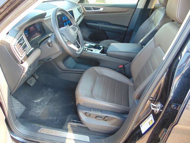 Used 2025 Volkswagen Atlas SEL AWD/4WD image 10