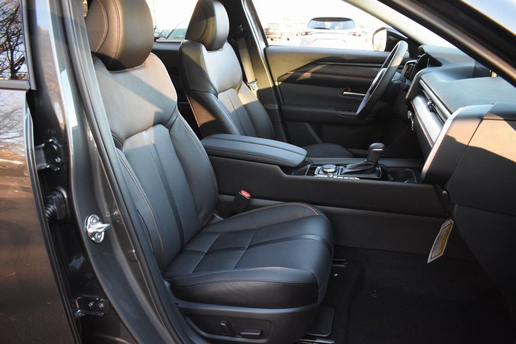 New 2026 MAZDA CX-50 AWD 2.5 Hybrid w/ Cargo Package image 26