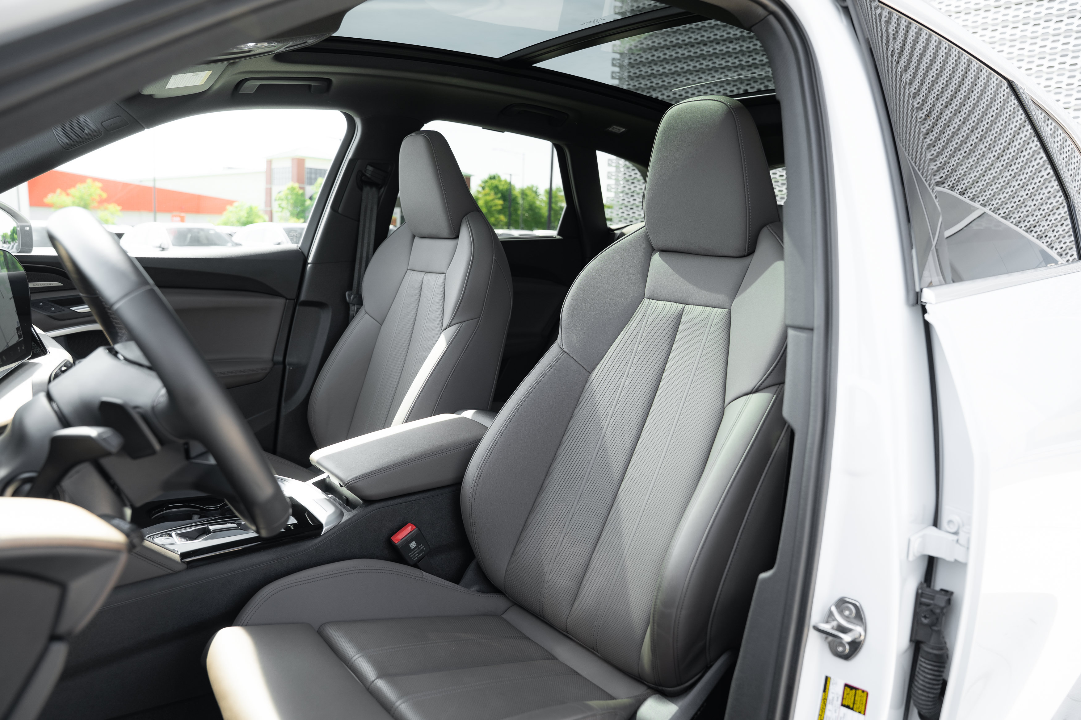 Certified 2025 Audi Q5 Premium w/ Premium Plus AWD/4WD image 23
