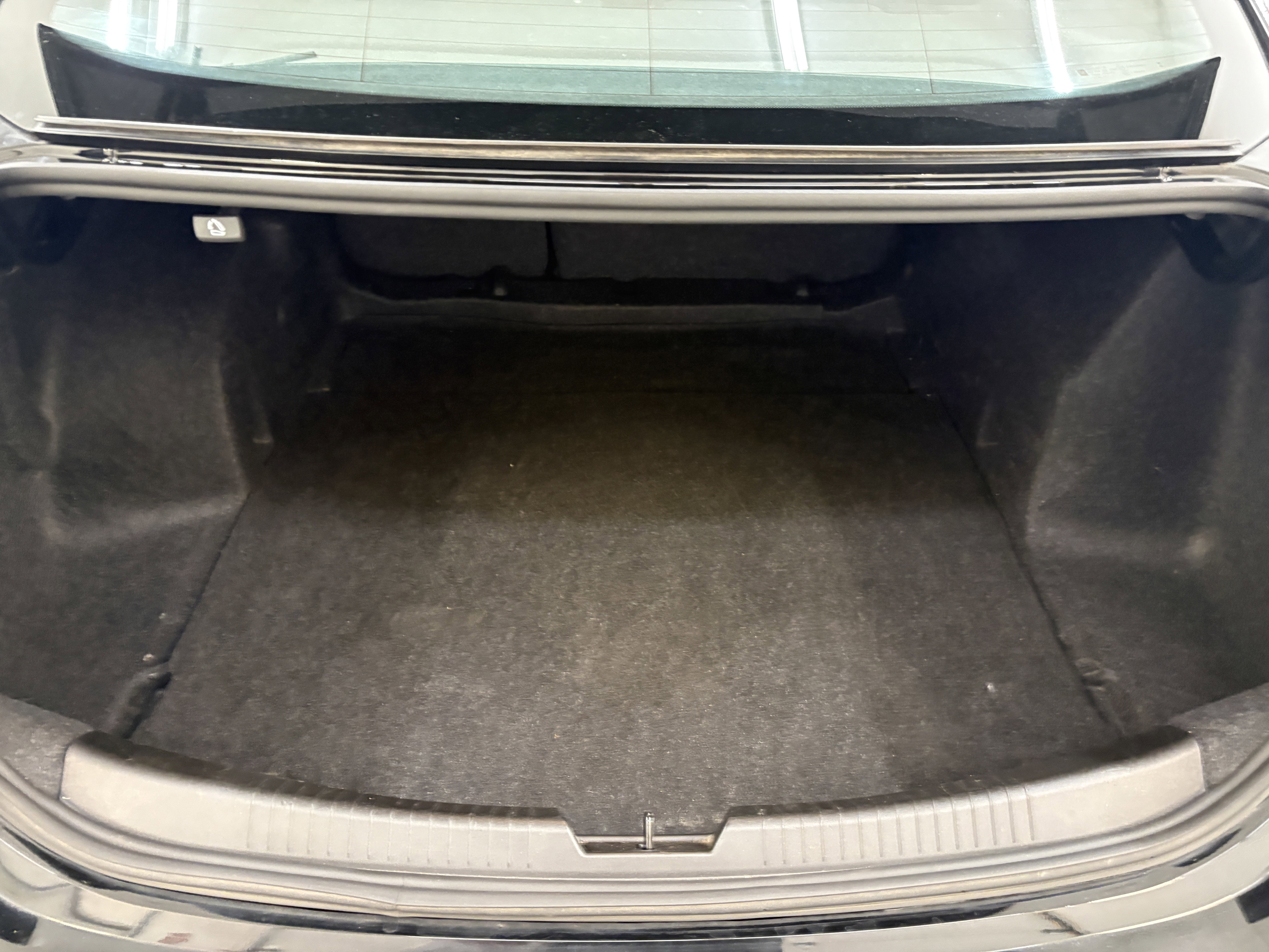 Used 2025 Chevrolet Malibu LT FWD image 7