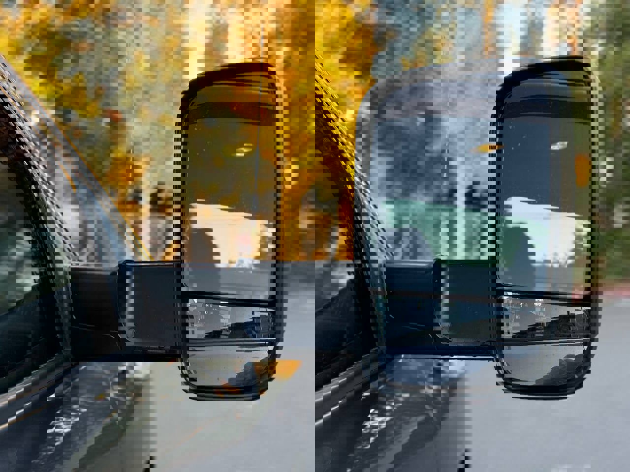 Used 2017 RAM 2500 Tradesman w/ Chrome Appearance Group image 14