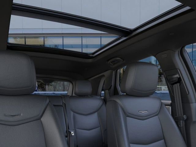 New 2025 Cadillac XT5 Premium Luxury w/ LPO, Floor Liner Package AWD/4WD image 24