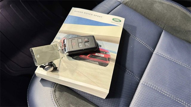 Used 2021 Land Rover Range Rover Sport HSE Dynamic image 33