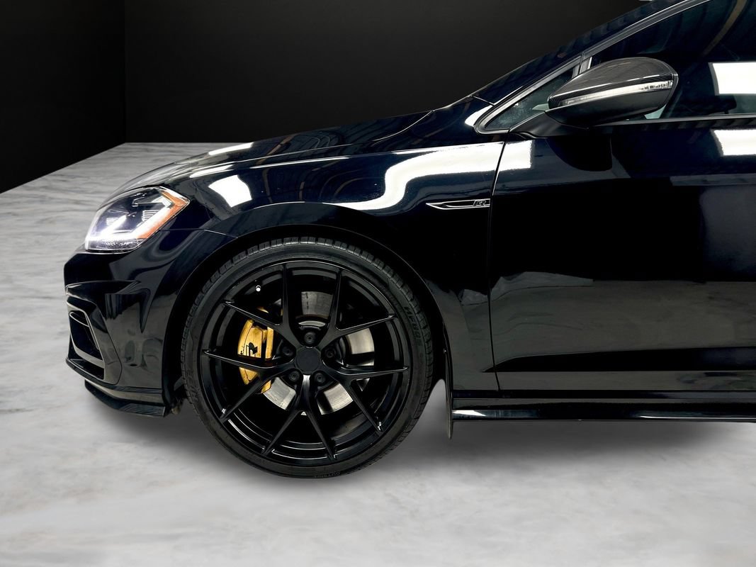 Used 2019 Volkswagen Golf R 4-Door AWD/4WD image 39