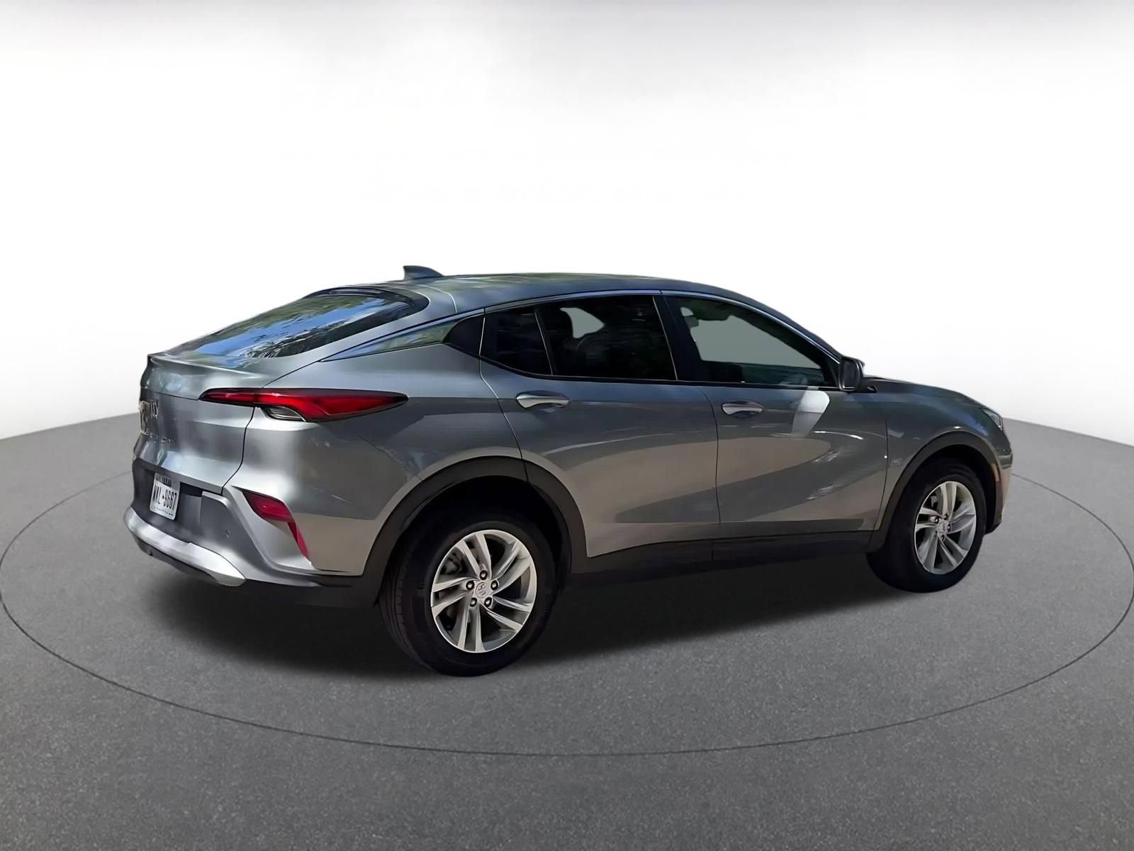 Used 2025 Buick Envista Preferred image 15