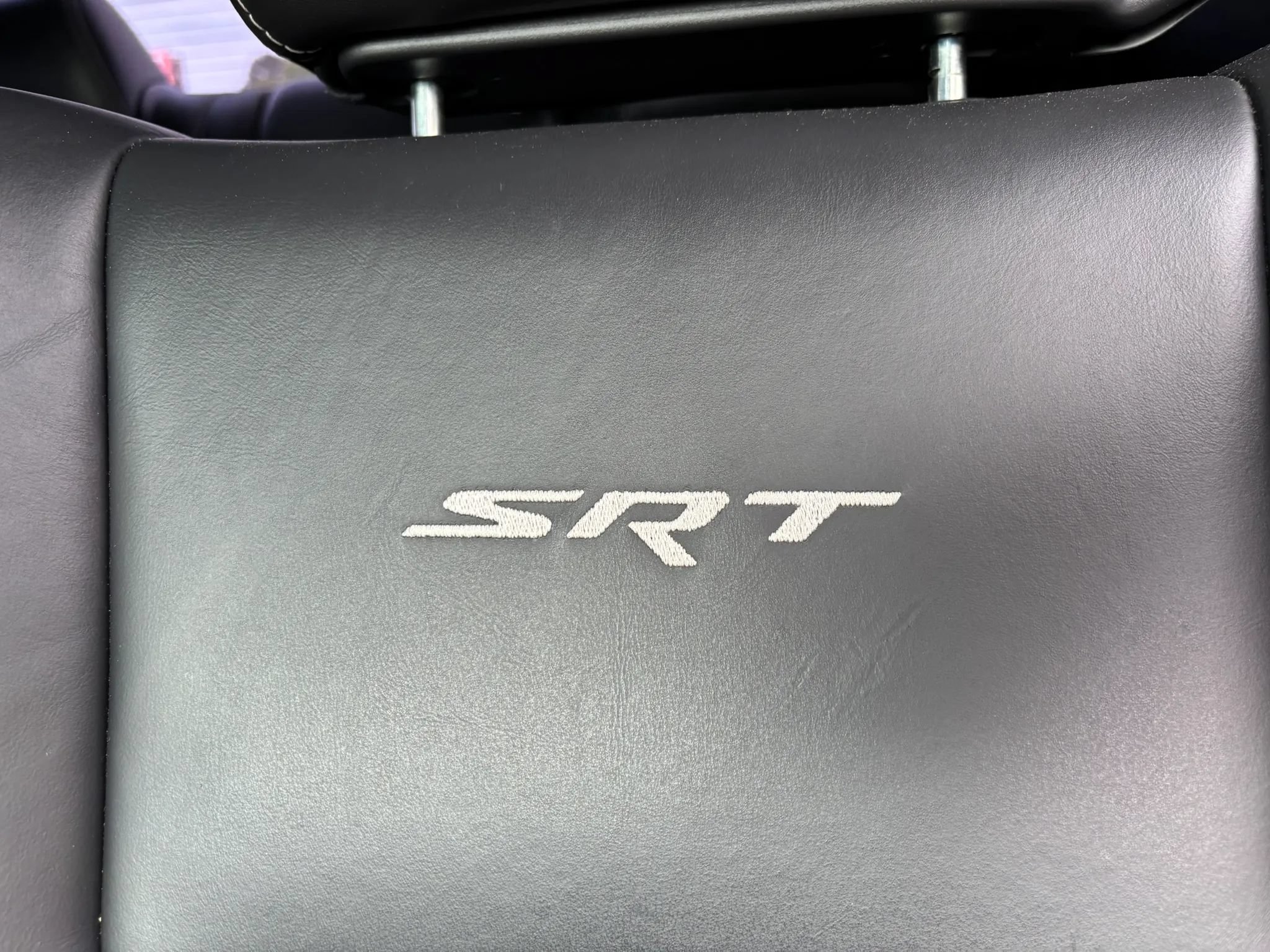 Used 2010 Dodge Challenger SRT8 w/ SRT Option Group II RWD image 18