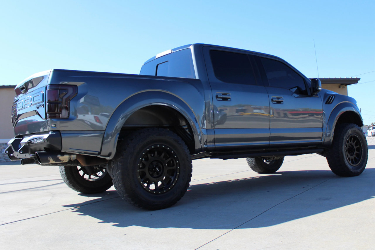 Used 2019 Ford F150 Raptor w/ Equipment Group 802A Luxury image 21