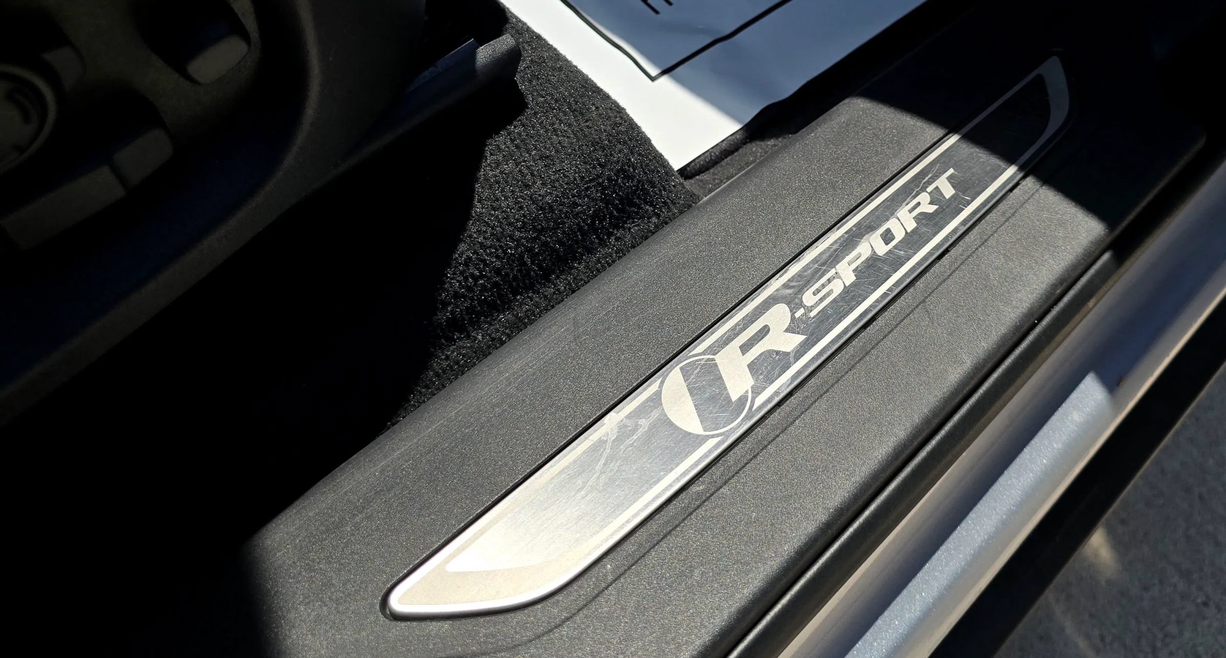 Used 2017 Jaguar F-PACE R-Sport AWD/4WD image 56