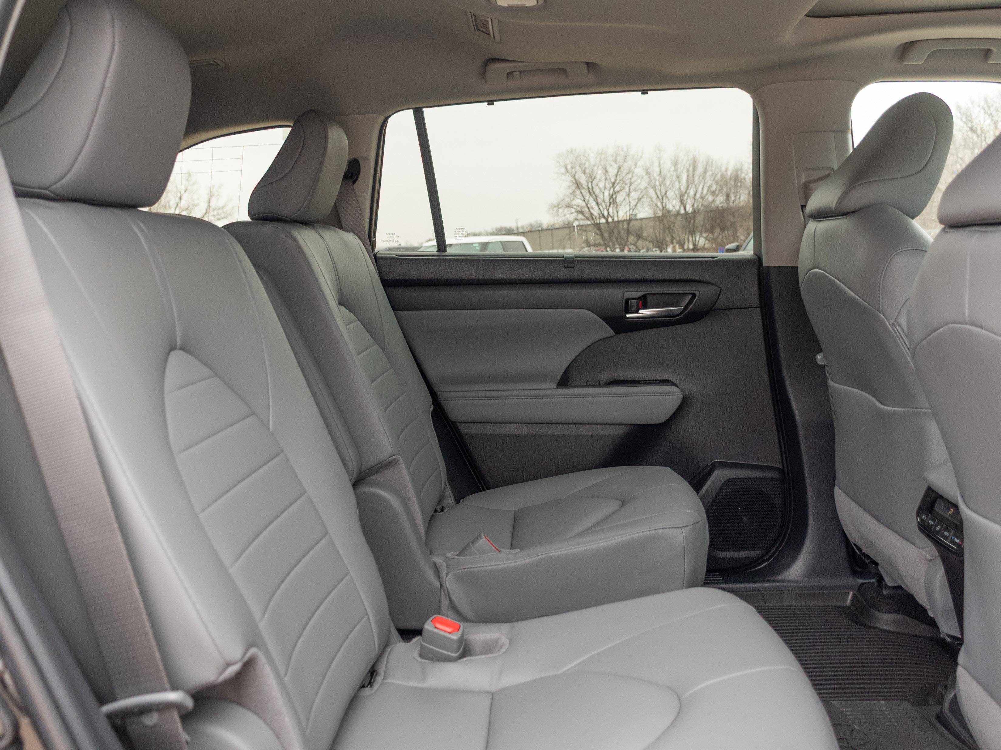 New 2026 Toyota Highlander XLE image 22