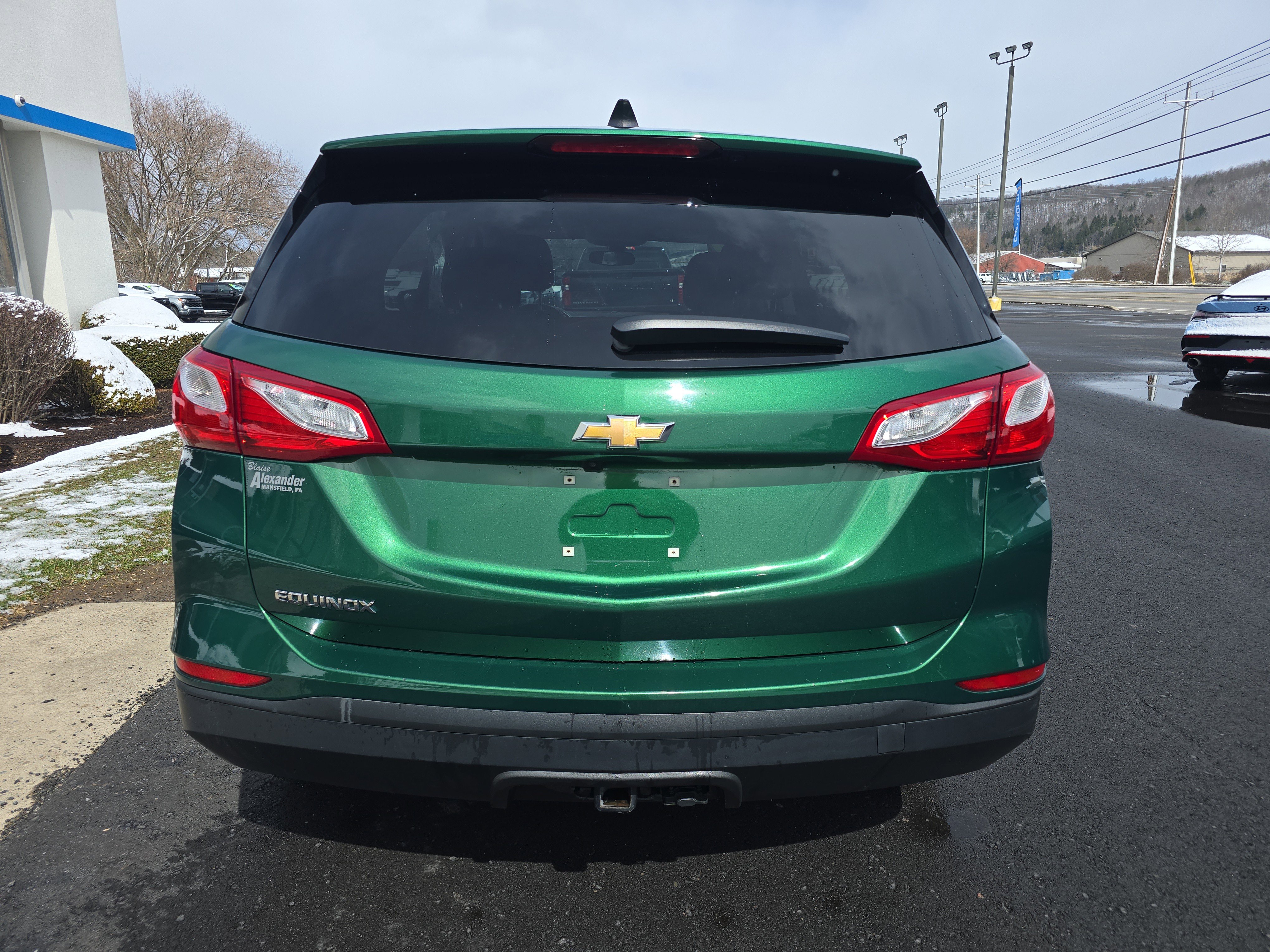 Used 2019 Chevrolet Equinox LS w/ LS Convenience Package image 4