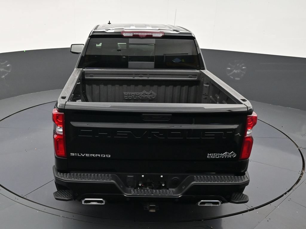 Used 2024 Chevrolet Silverado 1500 High Country AWD/4WD image 16