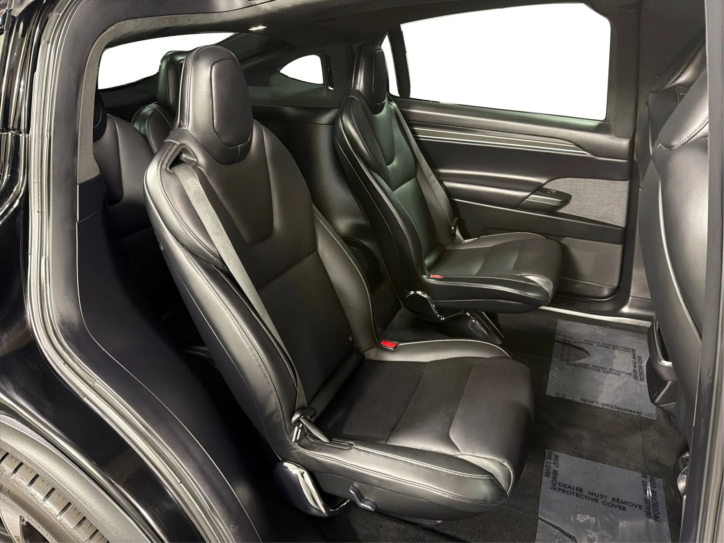 Used 2023 Tesla Model X Plaid image 27