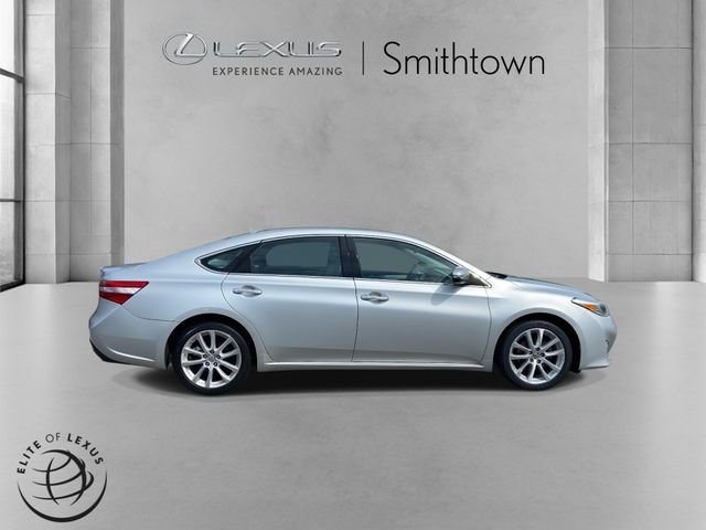 Used 2014 Toyota Avalon Limited FWD image 4