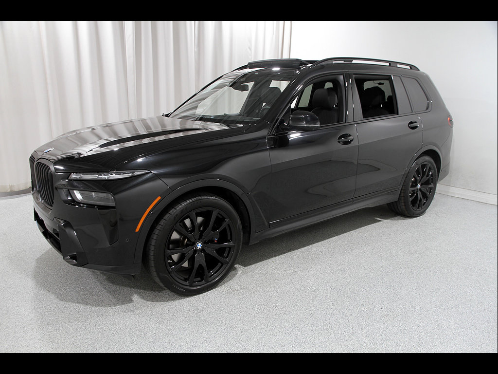 Certified 2024 BMW X7 xDrive40i w/ Executive Package AWD/4WD image 3