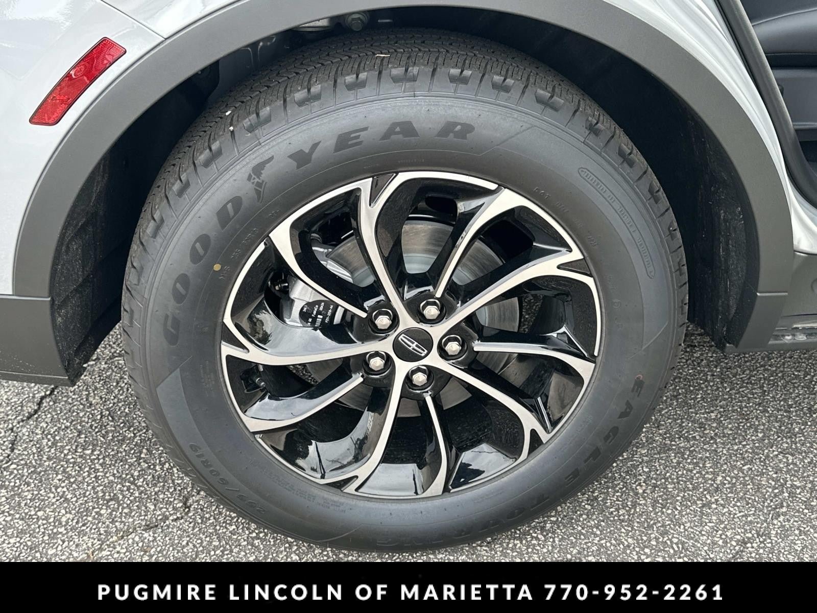 New 2026 Lincoln Nautilus Premier w/ Equipment Group 102A AWD/4WD image 17