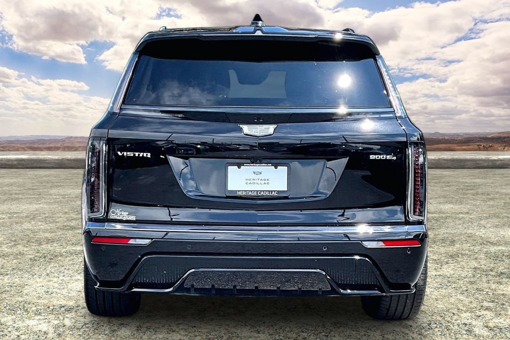 Certified 2026 Cadillac Vistiq Platinum w/ LPO, Floor Liner Package AWD/4WD image 6