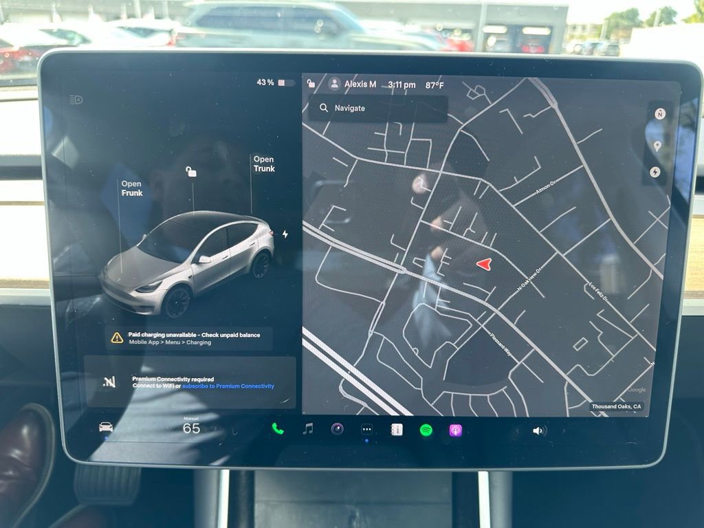 Used 2021 Tesla Model Y Long Range image 12