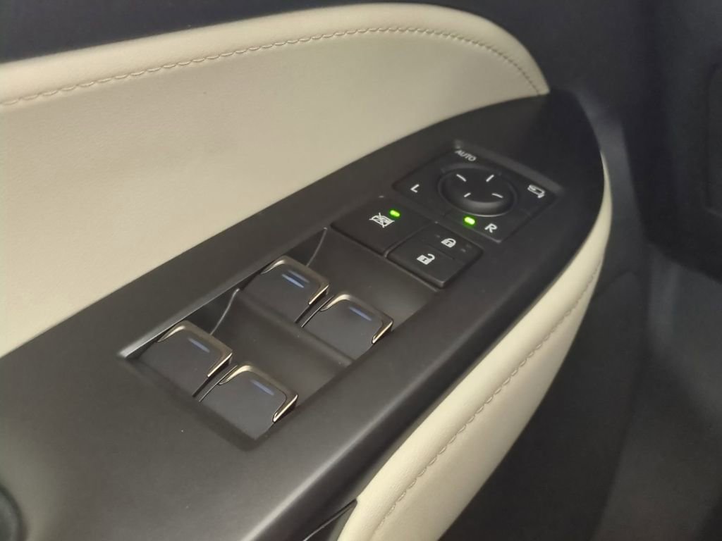 Used 2025 Lexus NX 350h AWD w/ Accessory Package (K3) image 32