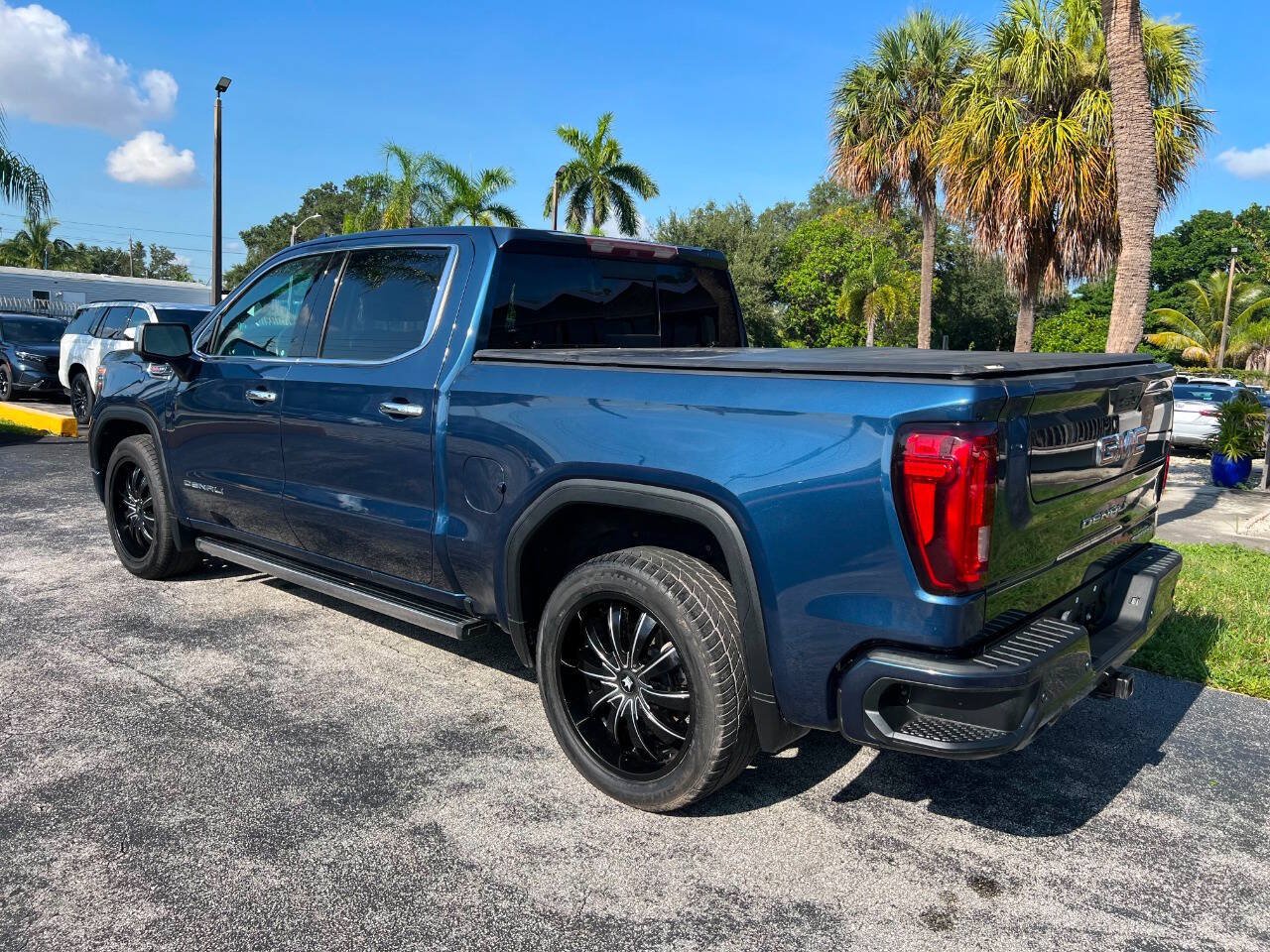 Used 2019 GMC Sierra 1500 Denali w/ Denali Ultimate Package AWD/4WD image 7