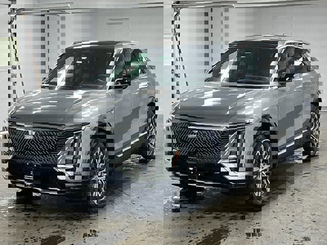 New 2025 Cadillac Lyriq Luxury