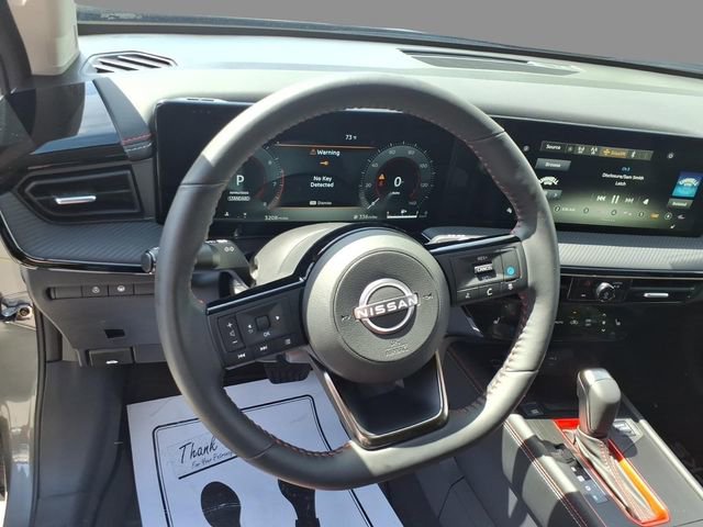 Used 2025 Nissan Kicks SR w/ SR Premium Package AWD/4WD image 22