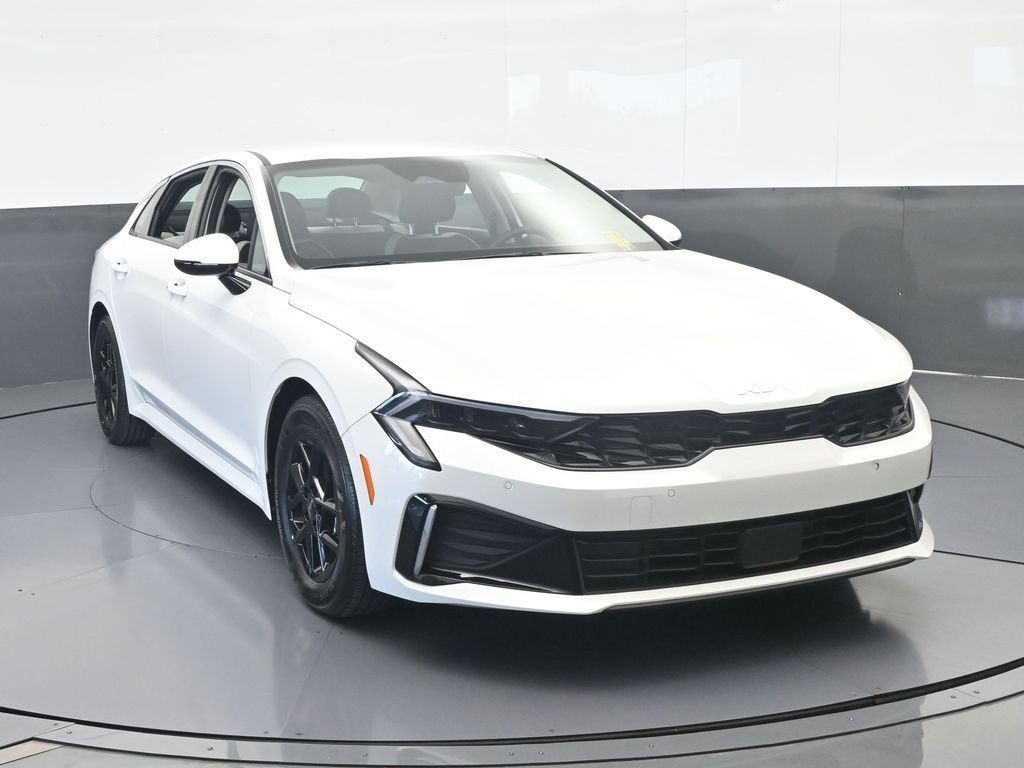 New 2025 Kia K5 LXS FWD image 9