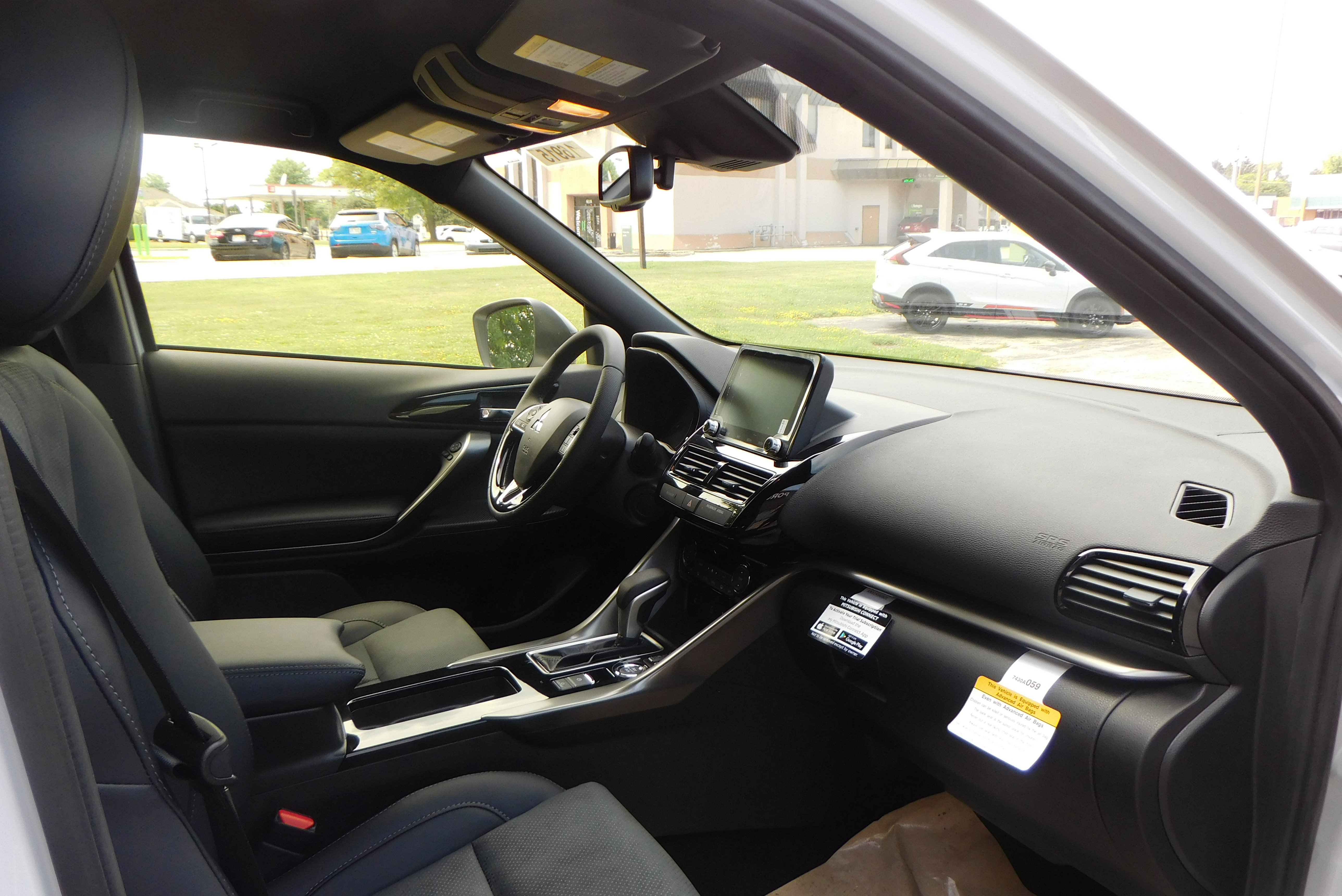 New 2025 Mitsubishi Eclipse Cross AWD image 32