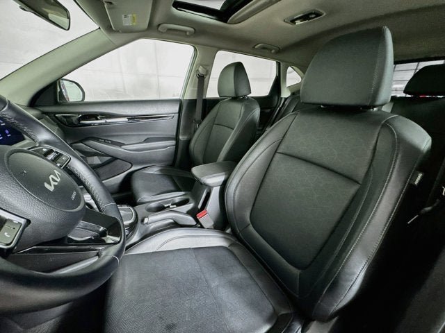Certified 2024 Kia Seltos EX AWD/4WD image 21