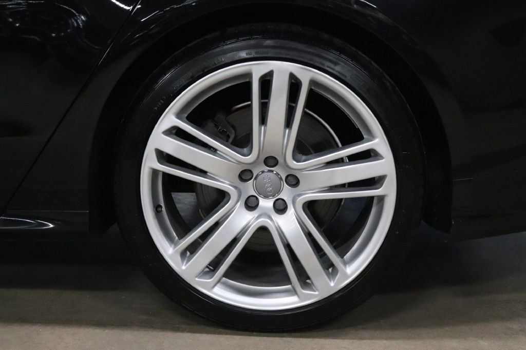 Used 2016 Audi A8 L 4.0T image 39