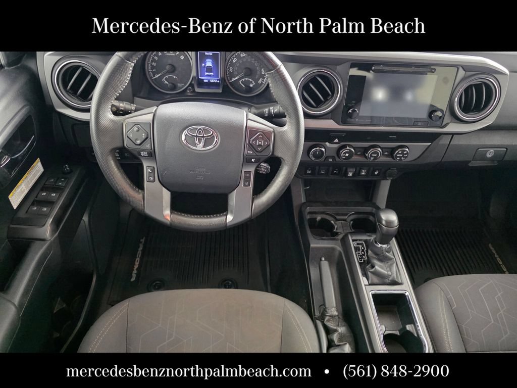 Used 2019 Toyota Tacoma TRD Off-Road AWD/4WD image 12