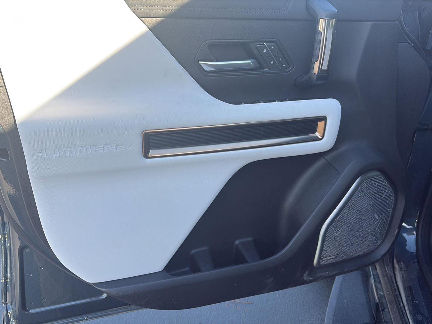 Used 2025 GMC Hummer EV 3X image 10