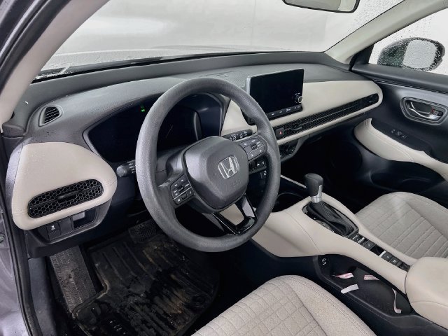 Used 2024 Honda HR-V LX image 11