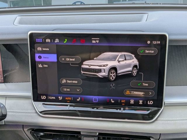 New 2026 Volkswagen Tiguan SE FWD image 18