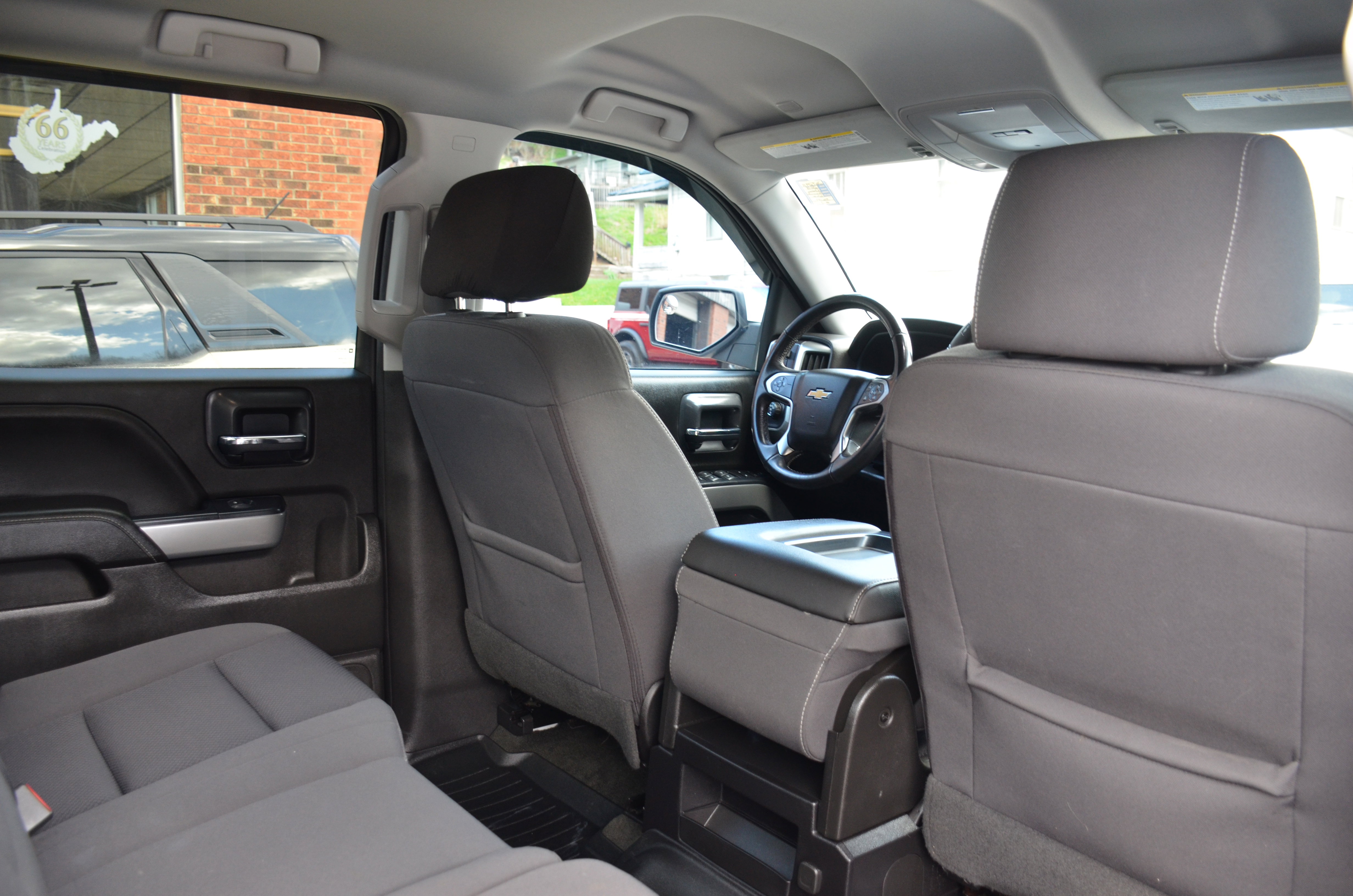 Used 2018 Chevrolet Silverado 1500 LT w/ All Star Edition image 25
