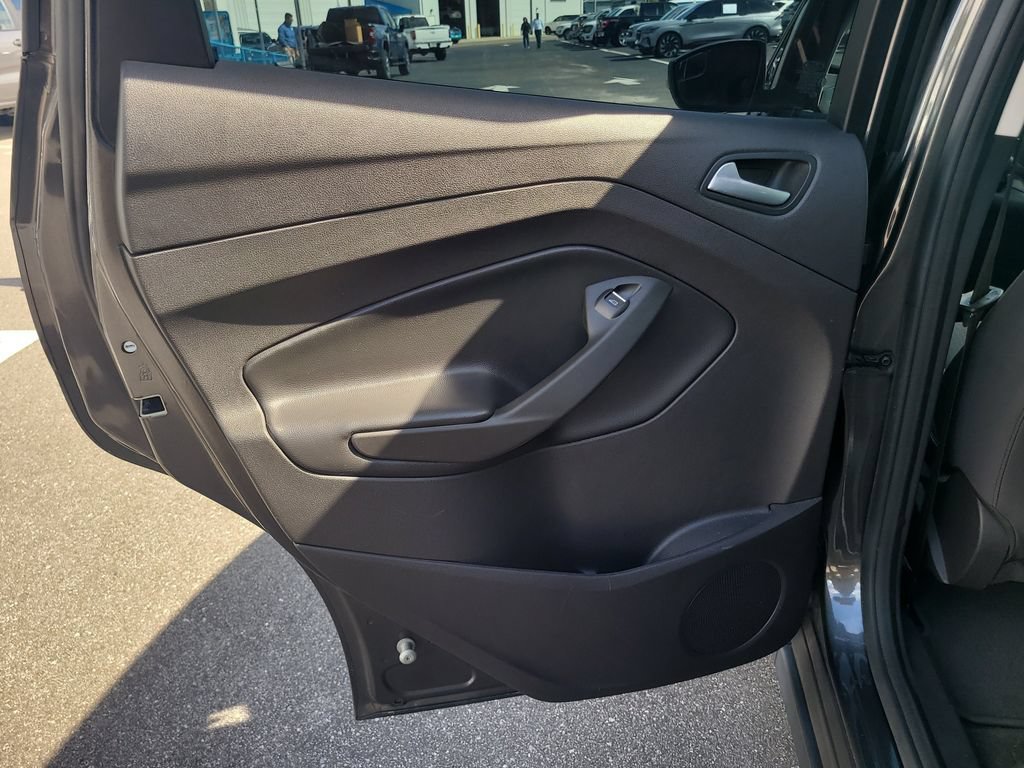 Certified 2018 Ford C-MAX SE FWD image 9