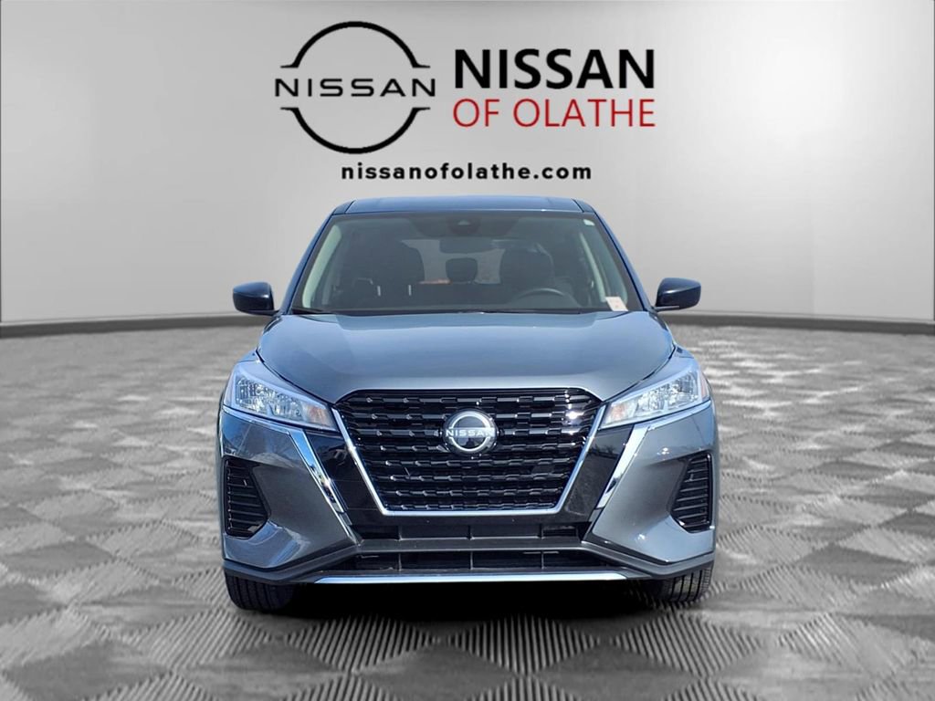 Certified 2025 Nissan Kicks Play S image 29