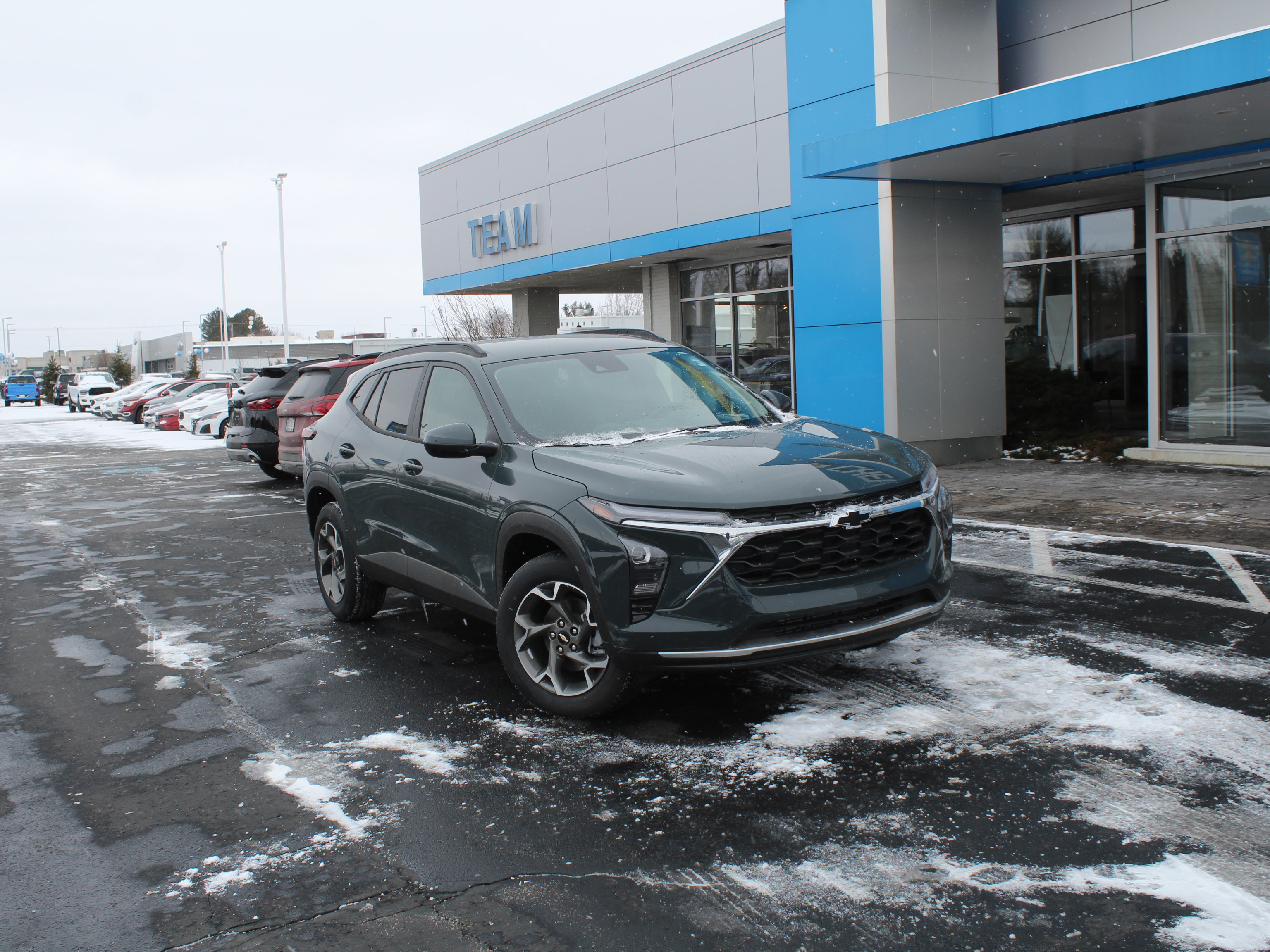 New 2026 Chevrolet Trax LT w/ Driver Confidence Package image 2