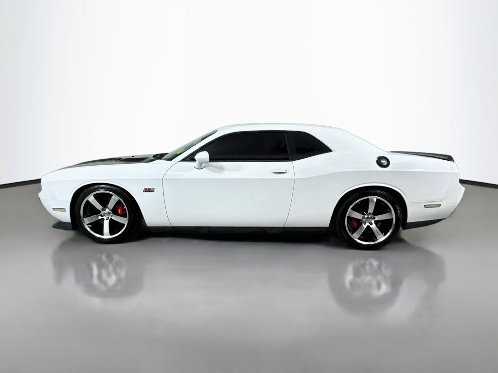 Used 2014 Dodge Challenger SRT8 w/ Harman/Kardon Audio Group RWD image 10