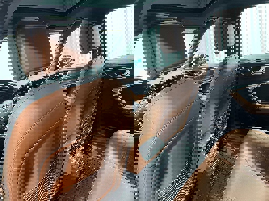 Used 2021 Audi A6 Premium Plus w/ Premium Plus Package image 26