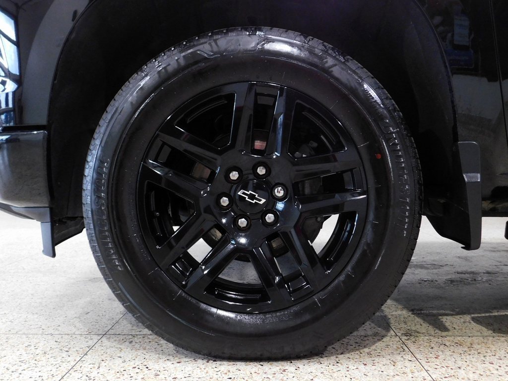 Used 2024 Chevrolet Silverado 1500 RST image 22