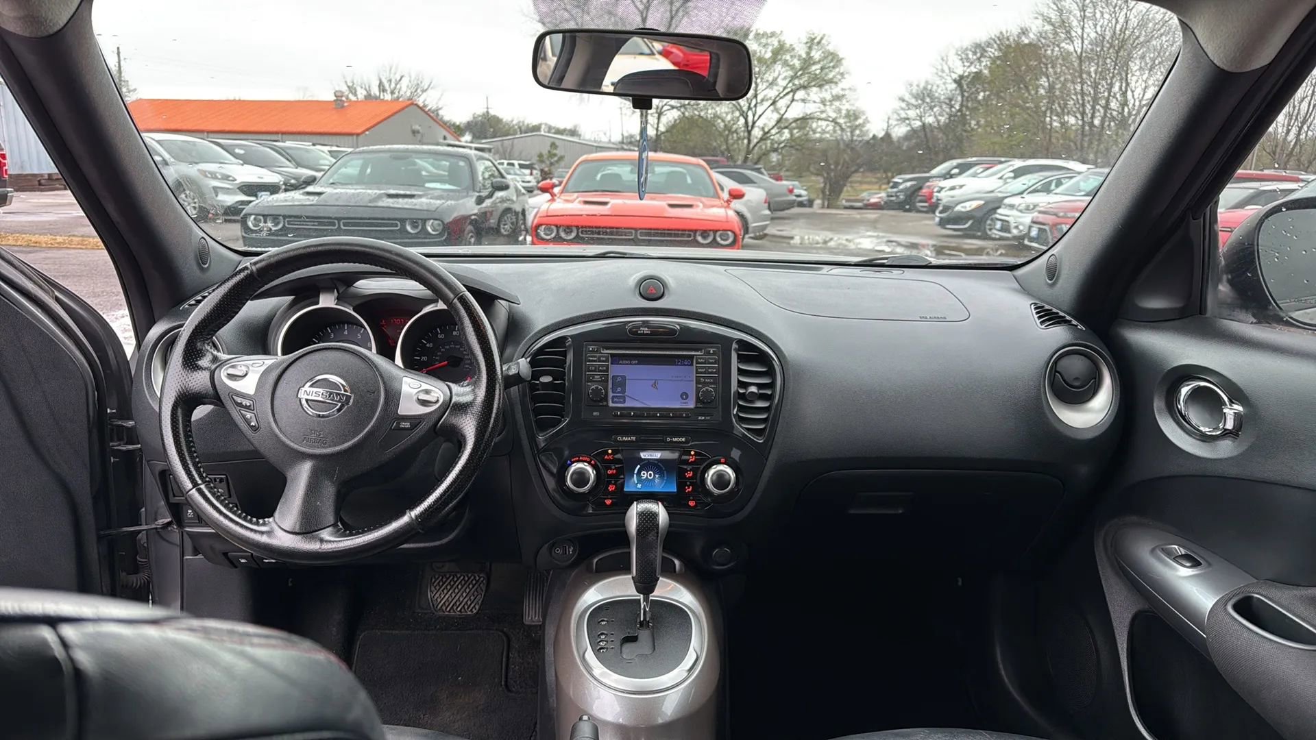 Used 2011 Nissan Juke SL image 27