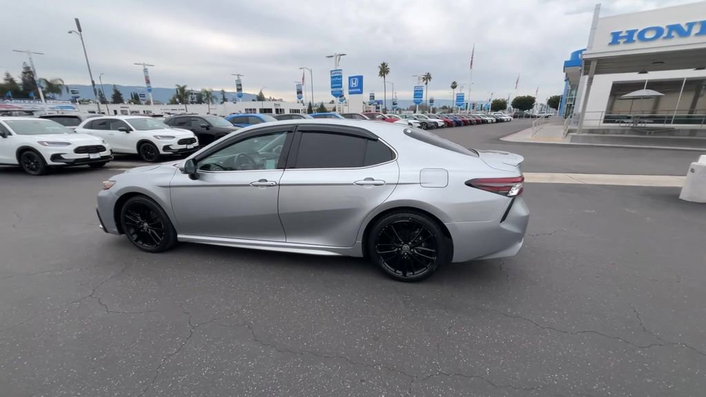 Used 2023 Toyota Camry XSE image 6