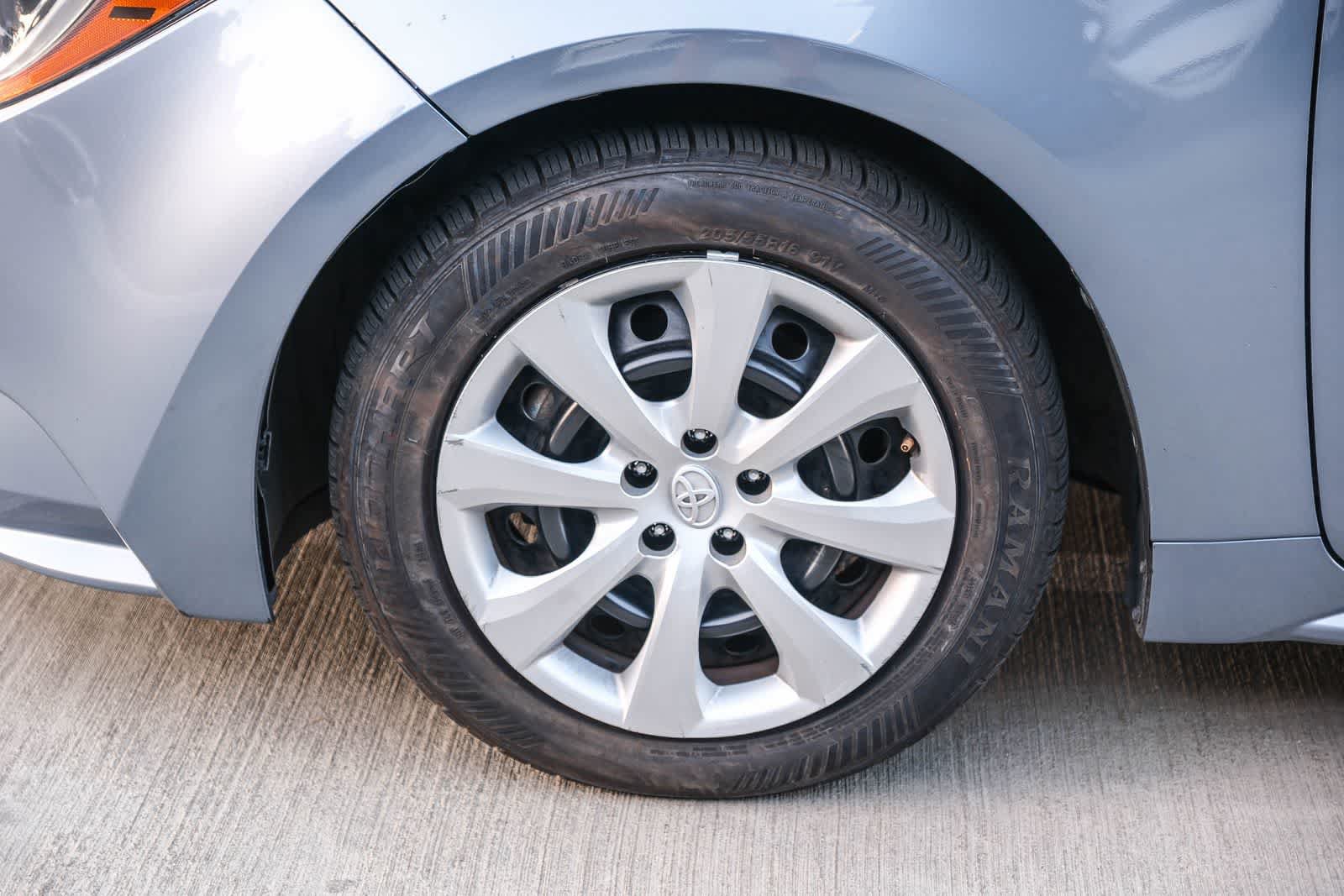 Certified 2024 Toyota Corolla LE FWD image 9